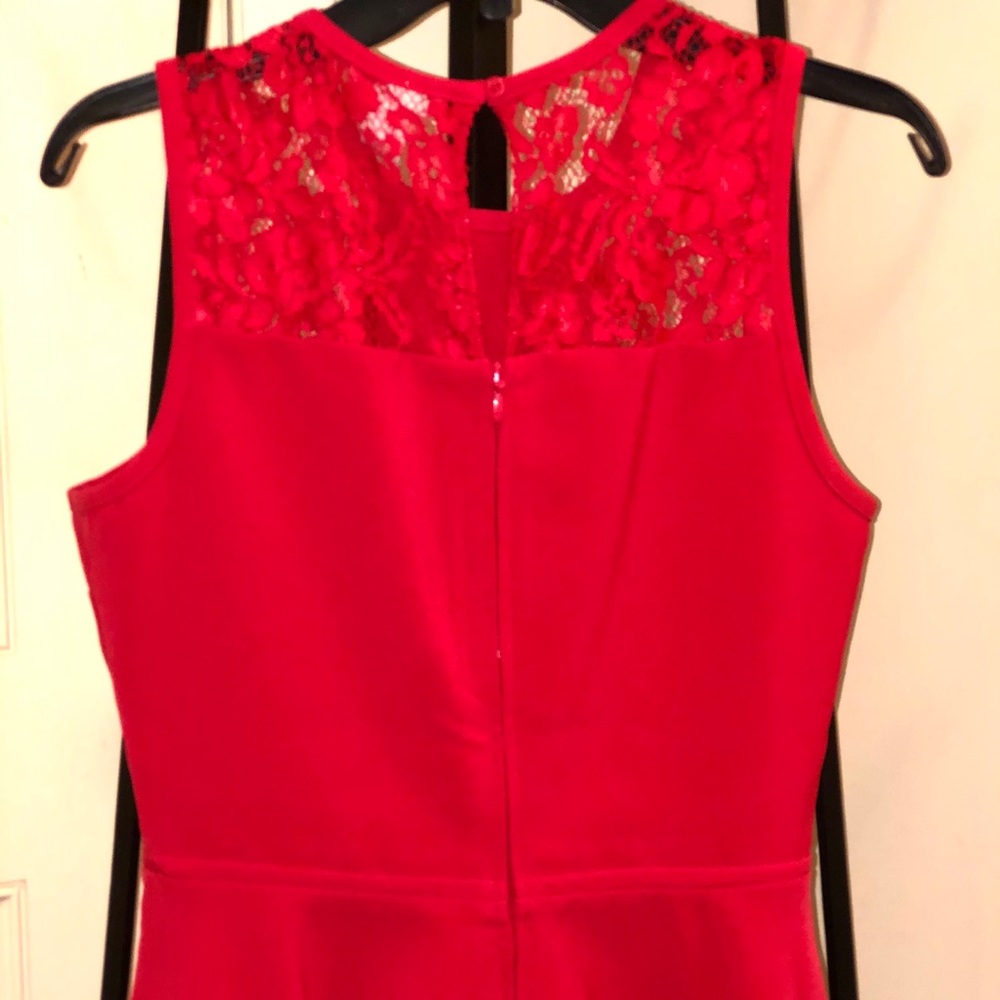 H&M Ruffles & Lace Top - Picture 3 of 5